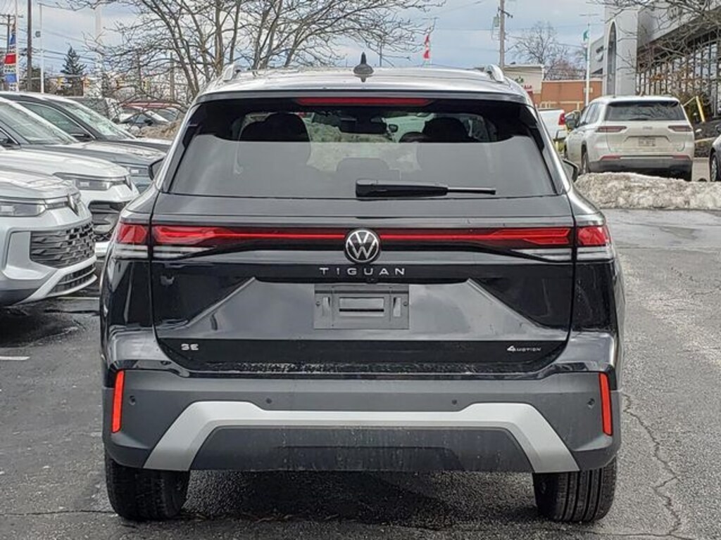New 2026 Volkswagen Tiguan 2.0T SE SUV