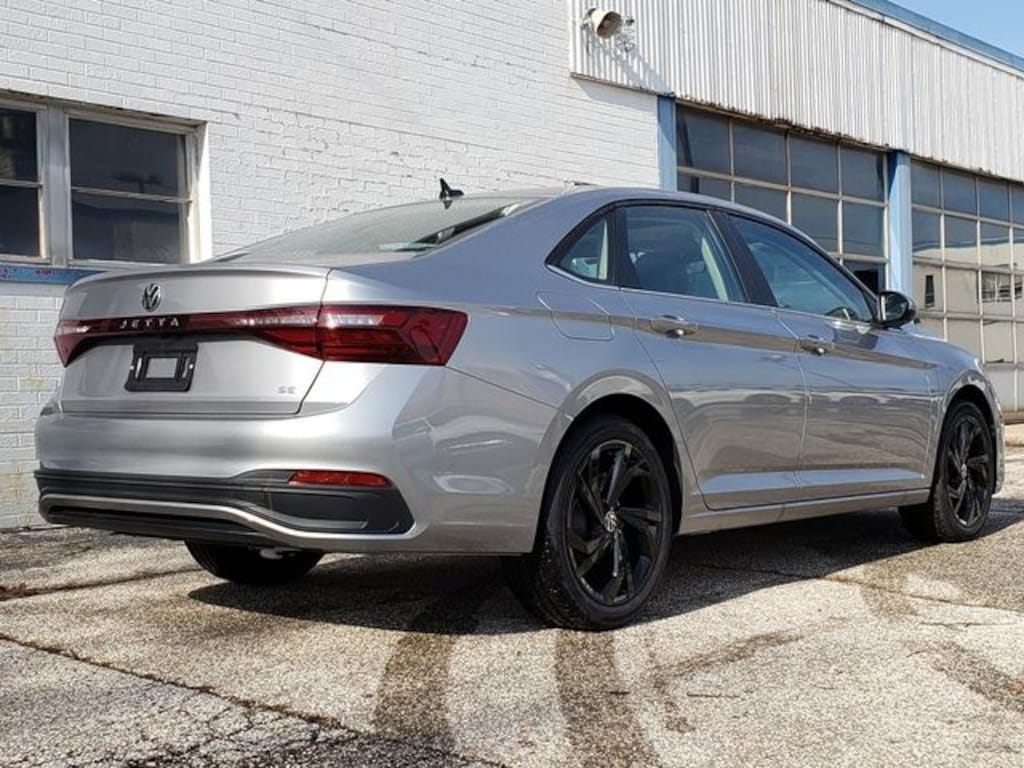 New 2026 Volkswagen Jetta 1.5T SE Sedan