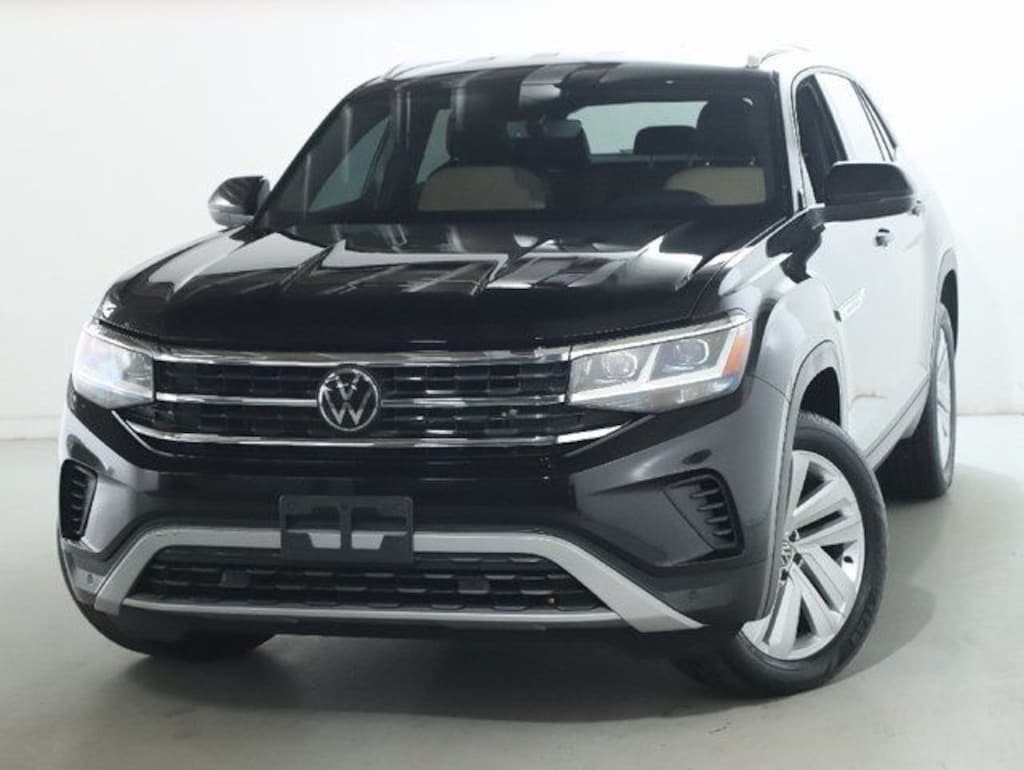 Used 2023 Volkswagen Atlas Cross Sport 2.0T SE w/Technology SUV