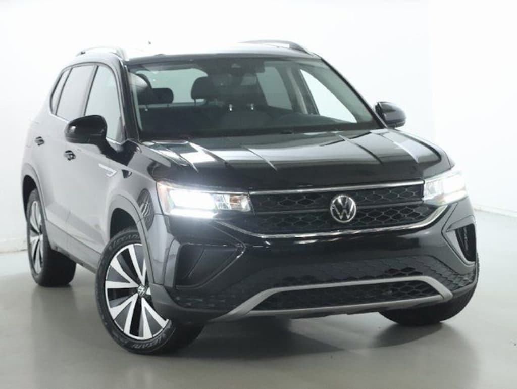 Certified 2022 Volkswagen Taos 1.5T SE SUV