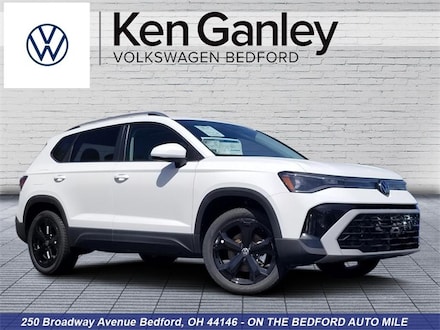 2025 Volkswagen Taos 1.5T SEL SUV