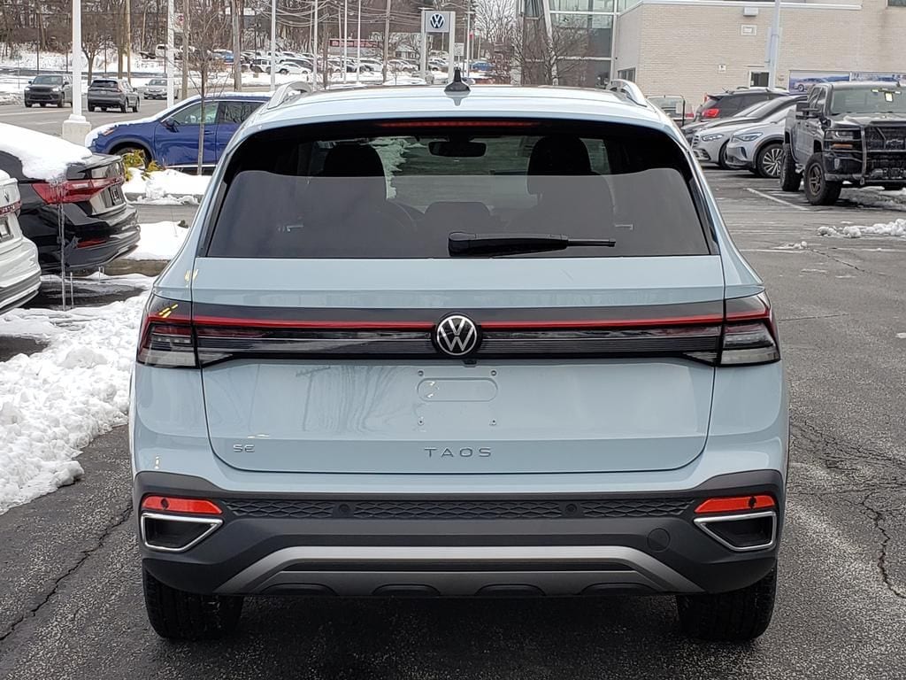 New 2026 Volkswagen Taos 1.5T SE SUV