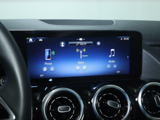 2025 Mercedes-Benz GLA GLA250 - Photo 25