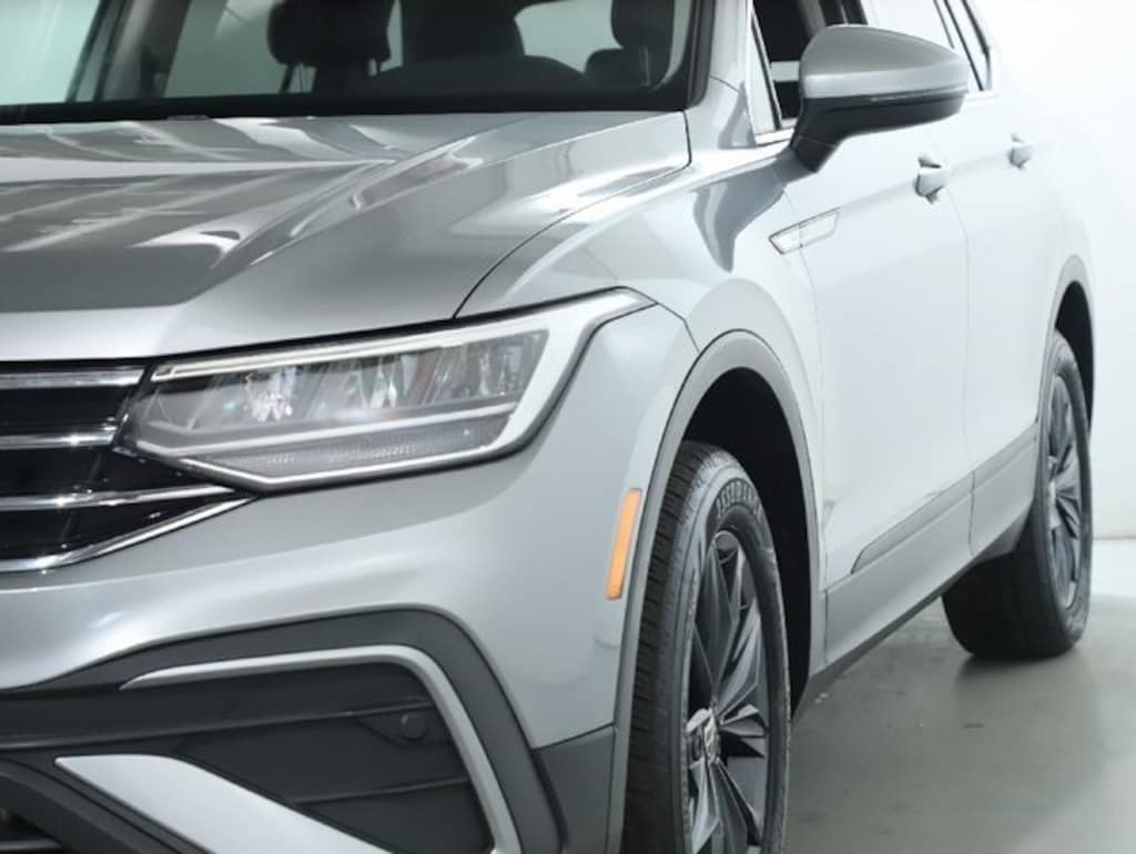 Certified 2023 Volkswagen Tiguan 2.0T SE SUV