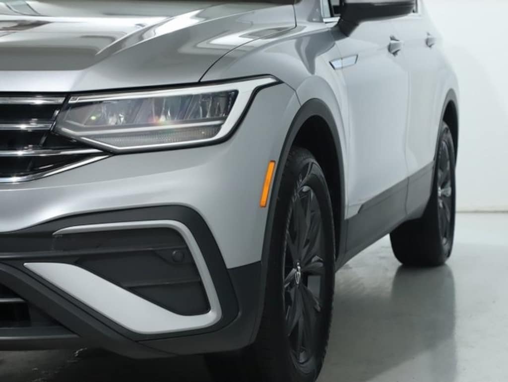 Certified 2024 Volkswagen Tiguan 2.0T SE SUV