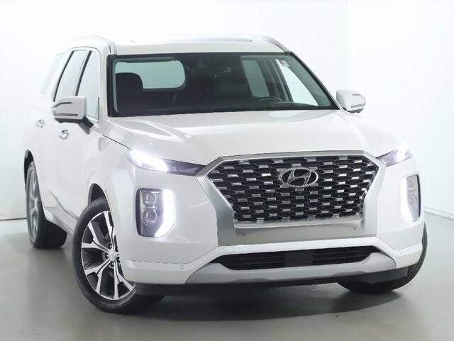 2022 Hyundai Palisade Limited photo 2
