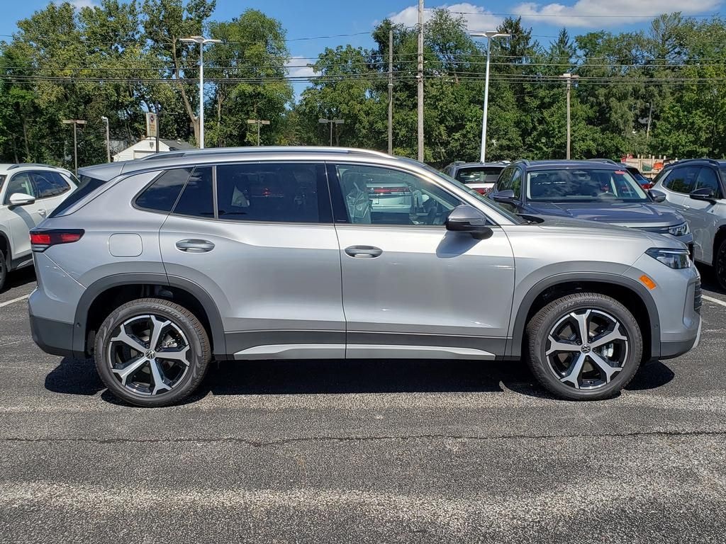 New 2026 Volkswagen Tiguan SE SUV