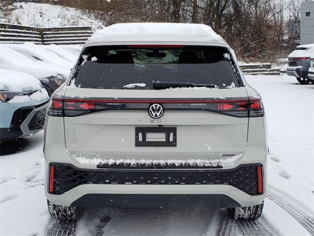 New 2026 Volkswagen Tiguan 2.0T SEL R-Line Turbo SUV