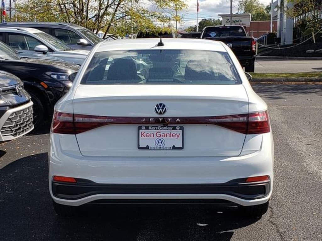 New 2026 Volkswagen Jetta 1.5T Sport Sedan