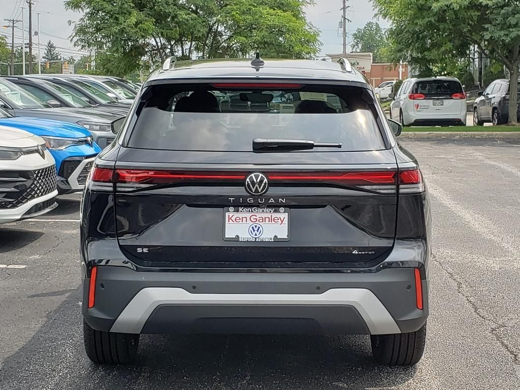New 2026 Volkswagen Tiguan SE SUV