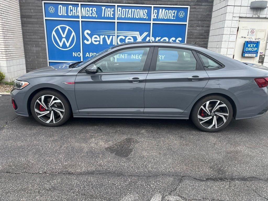 Used 2022 Volkswagen Jetta GLI 2.0T Autobahn Sedan