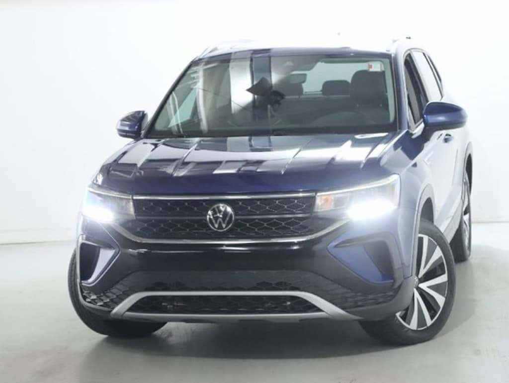 Used 2023 Volkswagen Taos 1.5T SE SUV