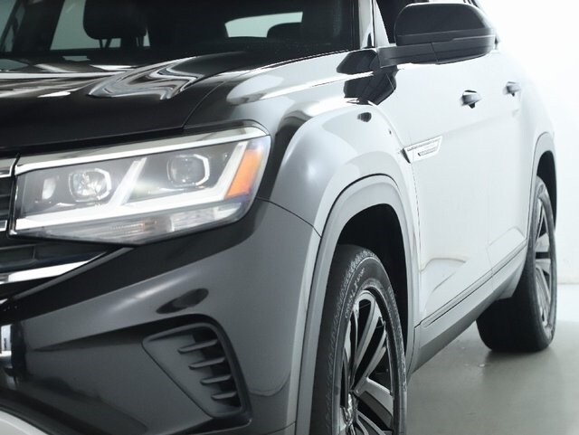 2021 Volkswagen Atlas Cross Sport SE Technology photo 4