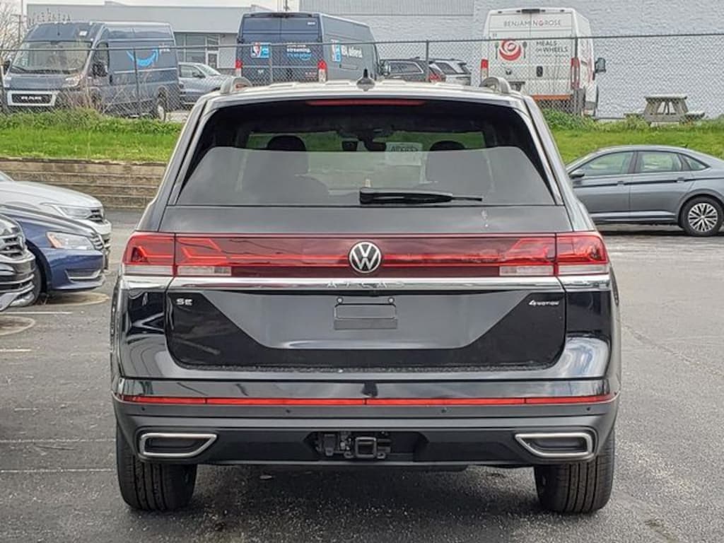 New 2026 Volkswagen Atlas 2.0T SE w/Technology SUV