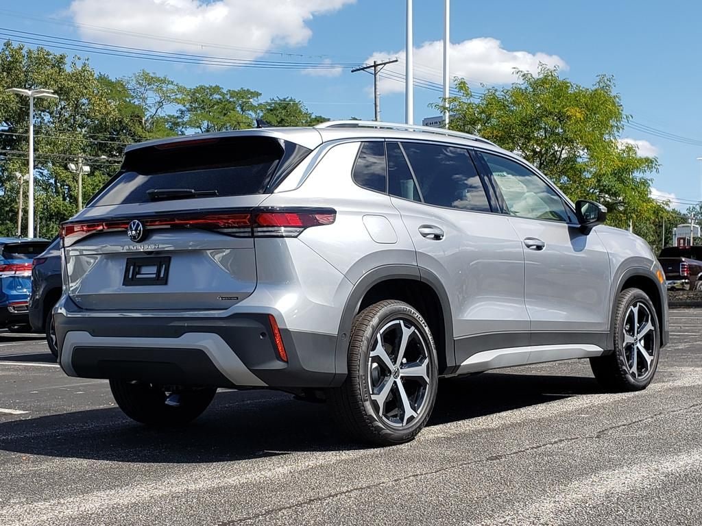 New 2026 Volkswagen Tiguan SE SUV