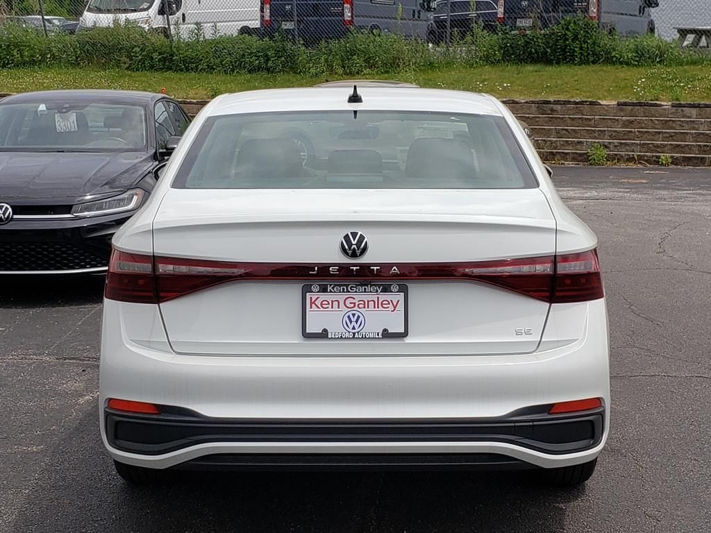 New 2026 Volkswagen Jetta 1.5T SE Sedan