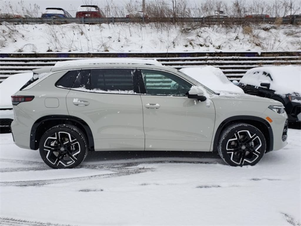 New 2026 Volkswagen Tiguan 2.0T SEL R-Line Turbo SUV