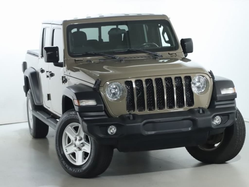 Used 2020 Jeep Gladiator Sport Truck