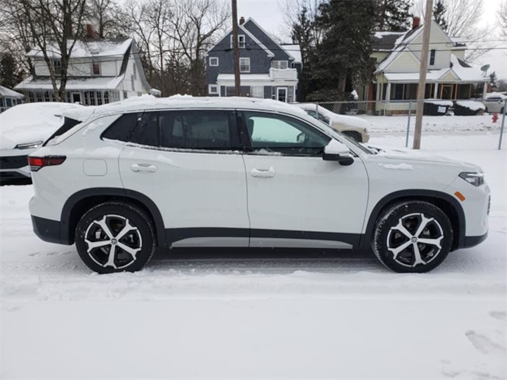 New 2026 Volkswagen Tiguan 2.0T SE SUV