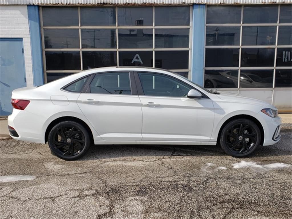 New 2026 Volkswagen Jetta 1.5T SE Sedan