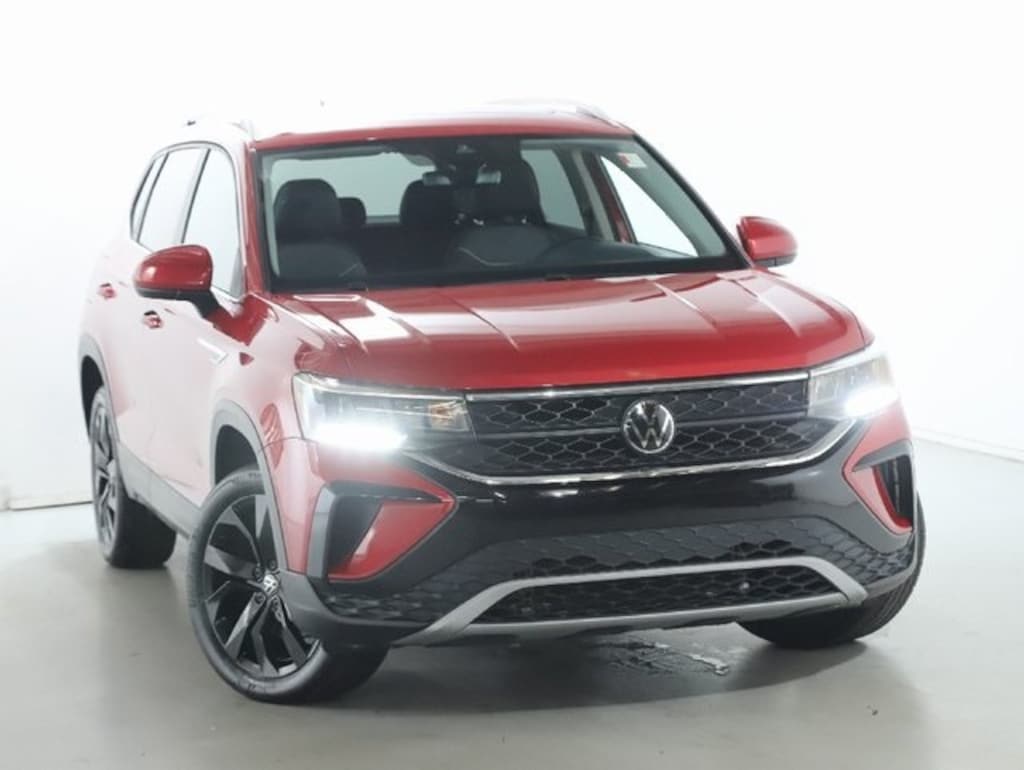 Used 2023 Volkswagen Taos 1.5T SE SUV