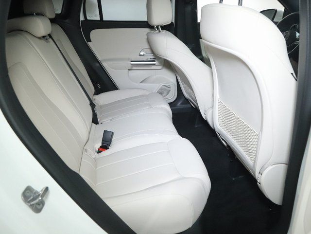 2025 Mercedes-Benz GLA GLA250 - Photo 31