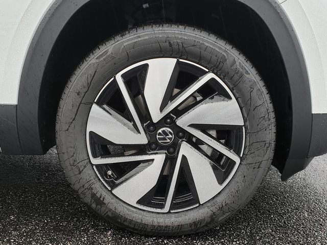 2026 Volkswagen Atlas SE w/Tech - Photo 12