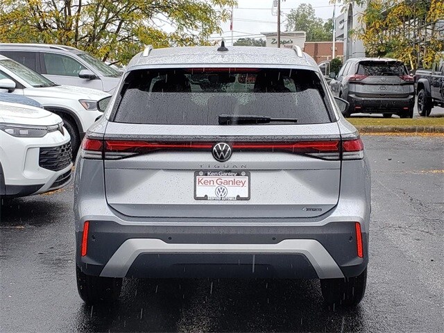 2025 Volkswagen Tiguan S photo 4