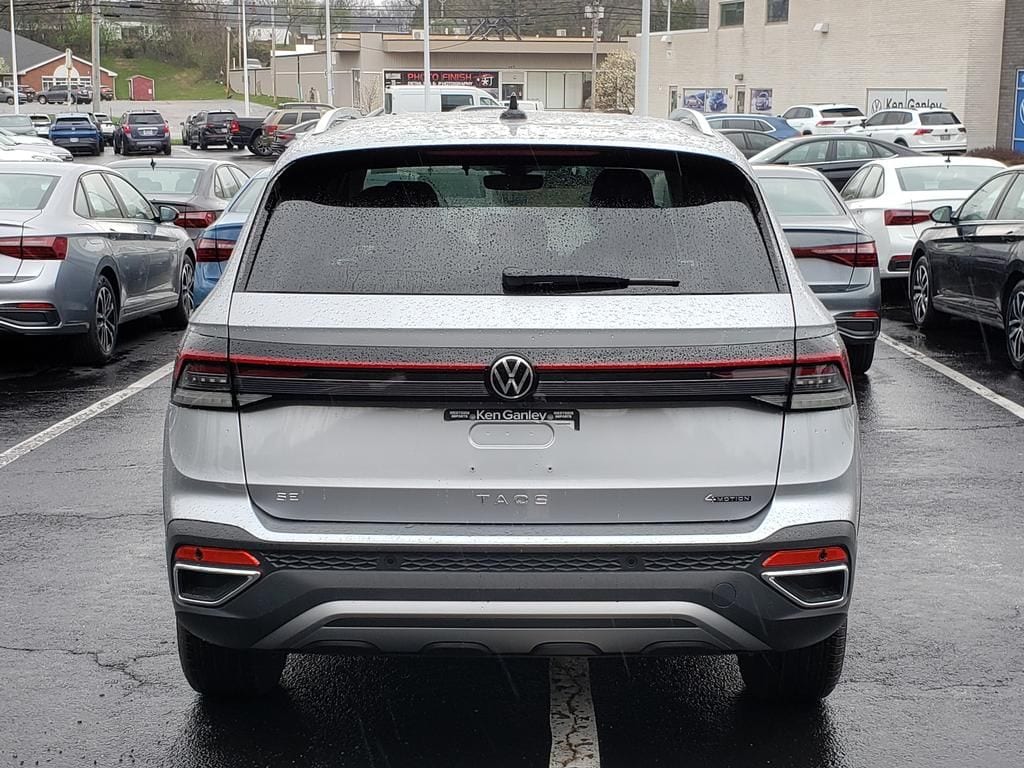 New 2026 Volkswagen Taos 1.5T SE SUV