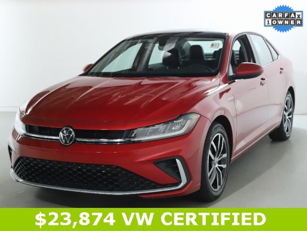 Certified 2025 Volkswagen Jetta 1.5T SE Sedan