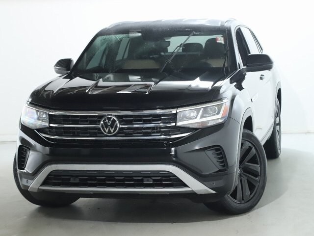 2021 Volkswagen Atlas Cross Sport SE Technology photo 3