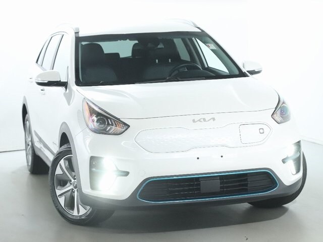 Used 2022 Kia Niro EX with VIN KNDCC3LG0N5150554 for sale in Bedford, OH