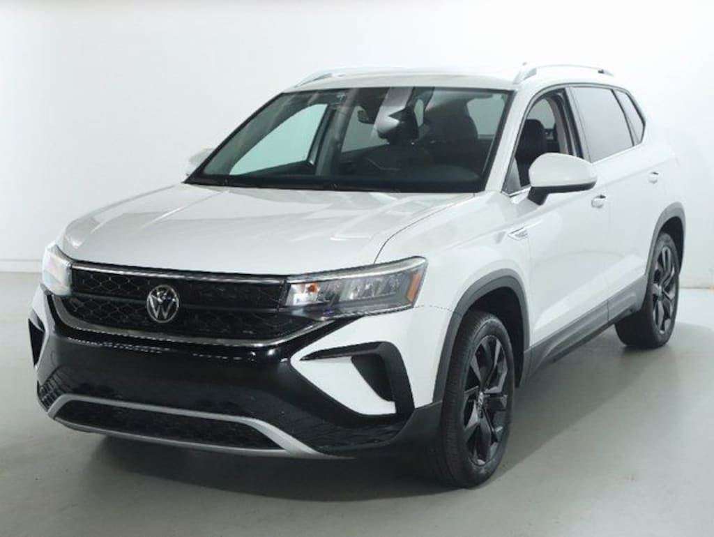 Used 2023 Volkswagen Taos 1.5T SE SUV