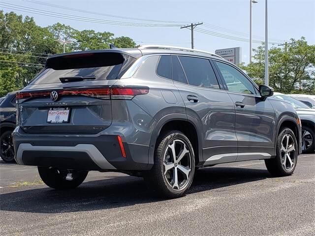 2025 Volkswagen Tiguan SE photo 2