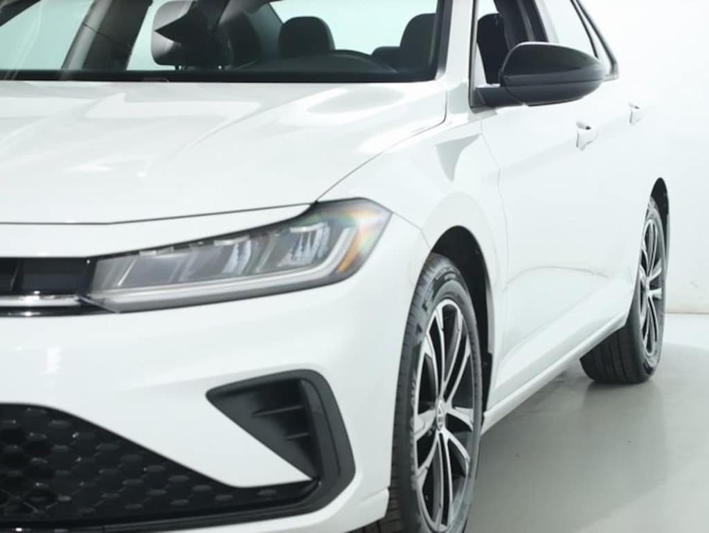 Used 2025 Volkswagen Jetta 1.5T Sport Sedan