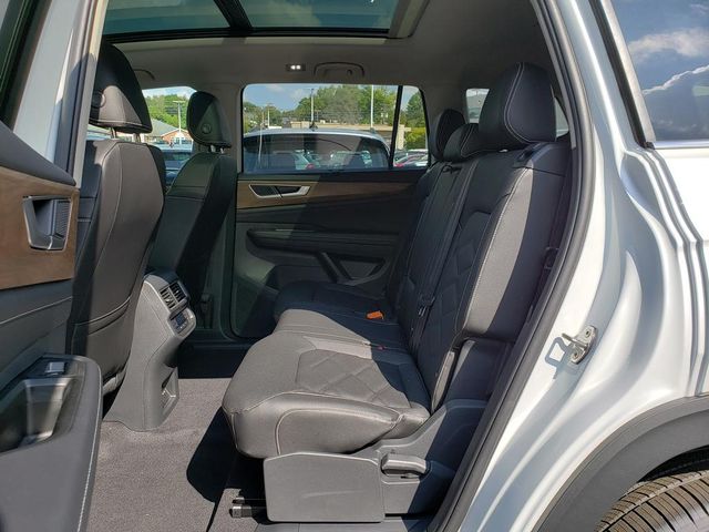 2026 Volkswagen Atlas SE w/Tech - Photo 8