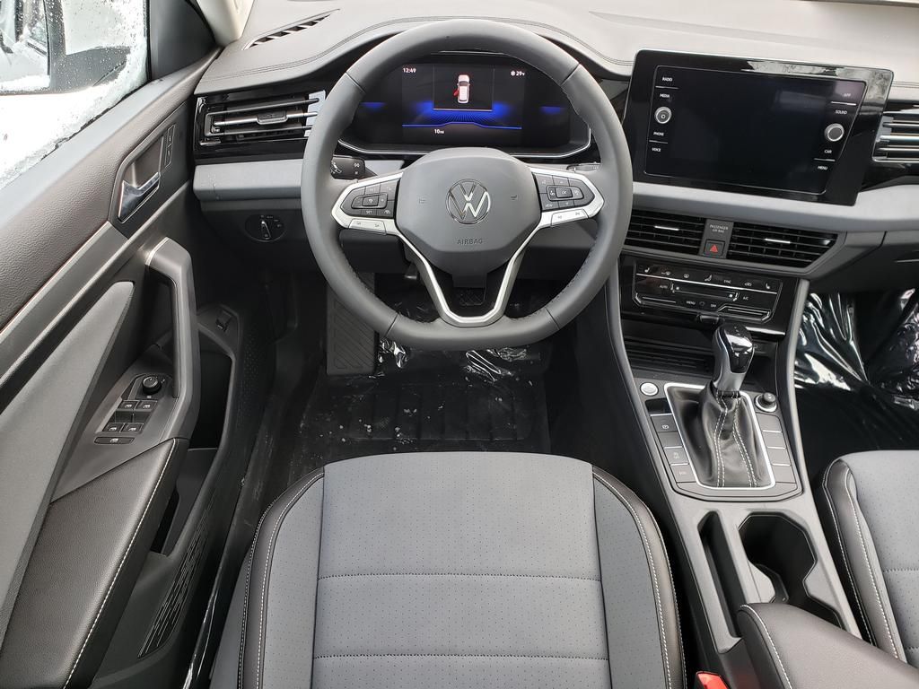 2026 Volkswagen Jetta SE - Photo 10