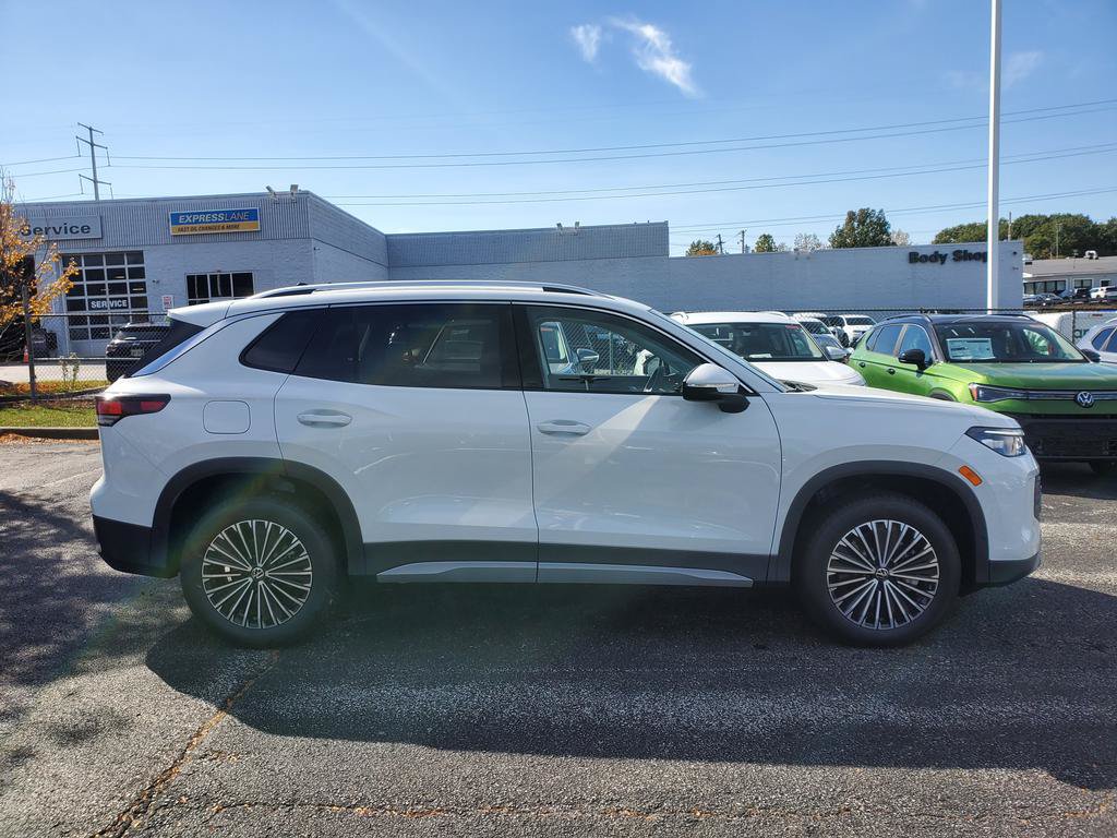 New 2026 Volkswagen Tiguan S SUV