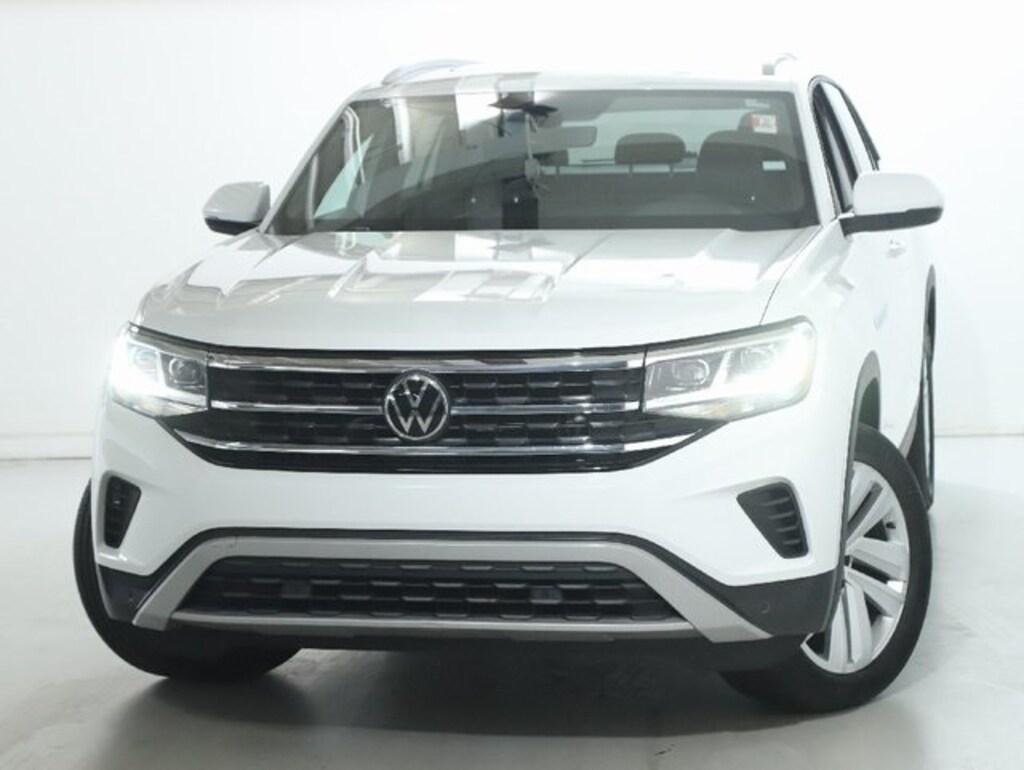 Used 2022 Volkswagen Atlas Cross Sport 2.0T SE w/Technology SUV