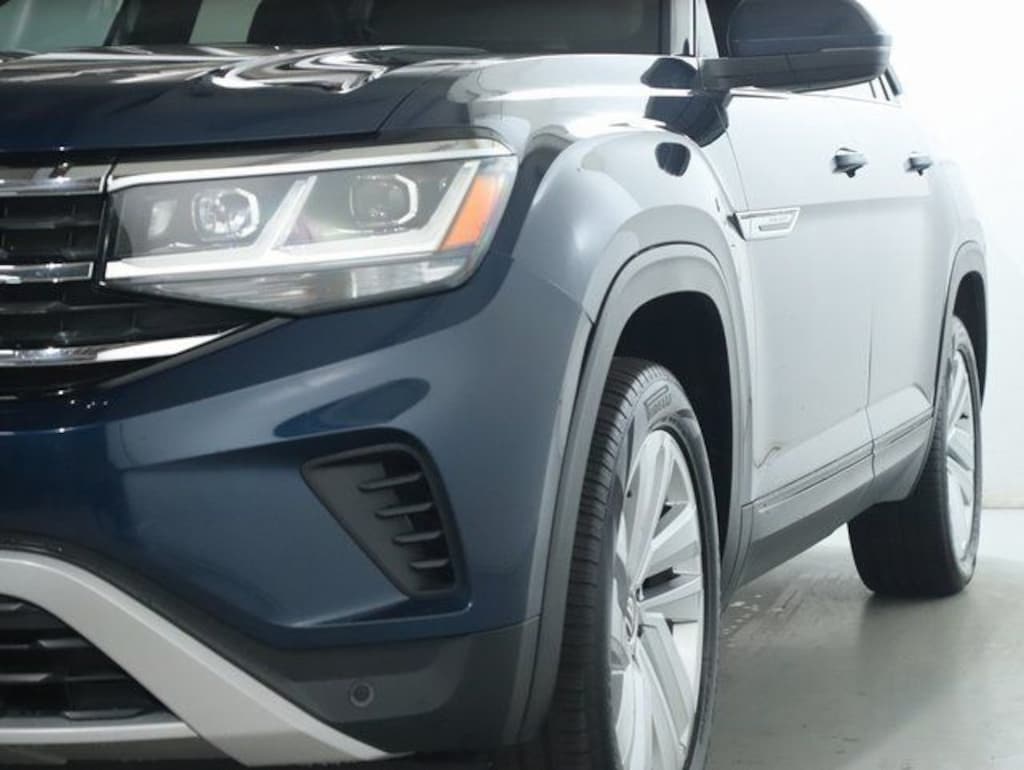Used 2020 Volkswagen Atlas Cross Sport 2.0T SE w/Technology SUV