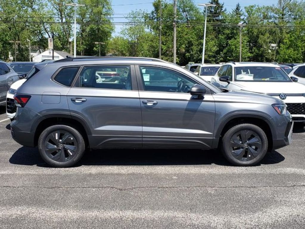 New 2026 Volkswagen Taos 1.5T S SUV