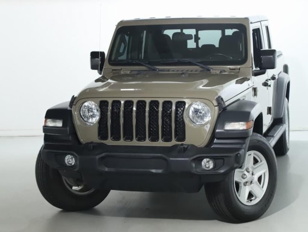 Used 2020 Jeep Gladiator Sport Truck