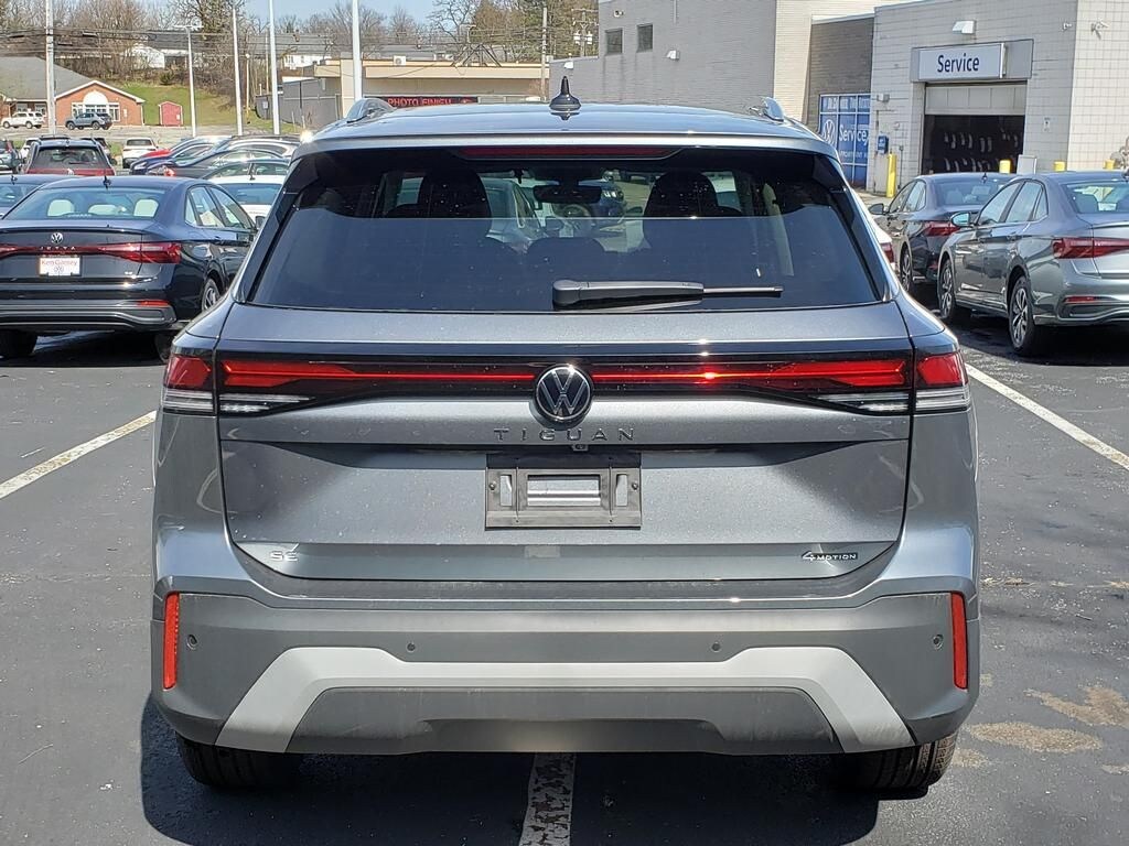 New 2026 Volkswagen Tiguan SE SUV