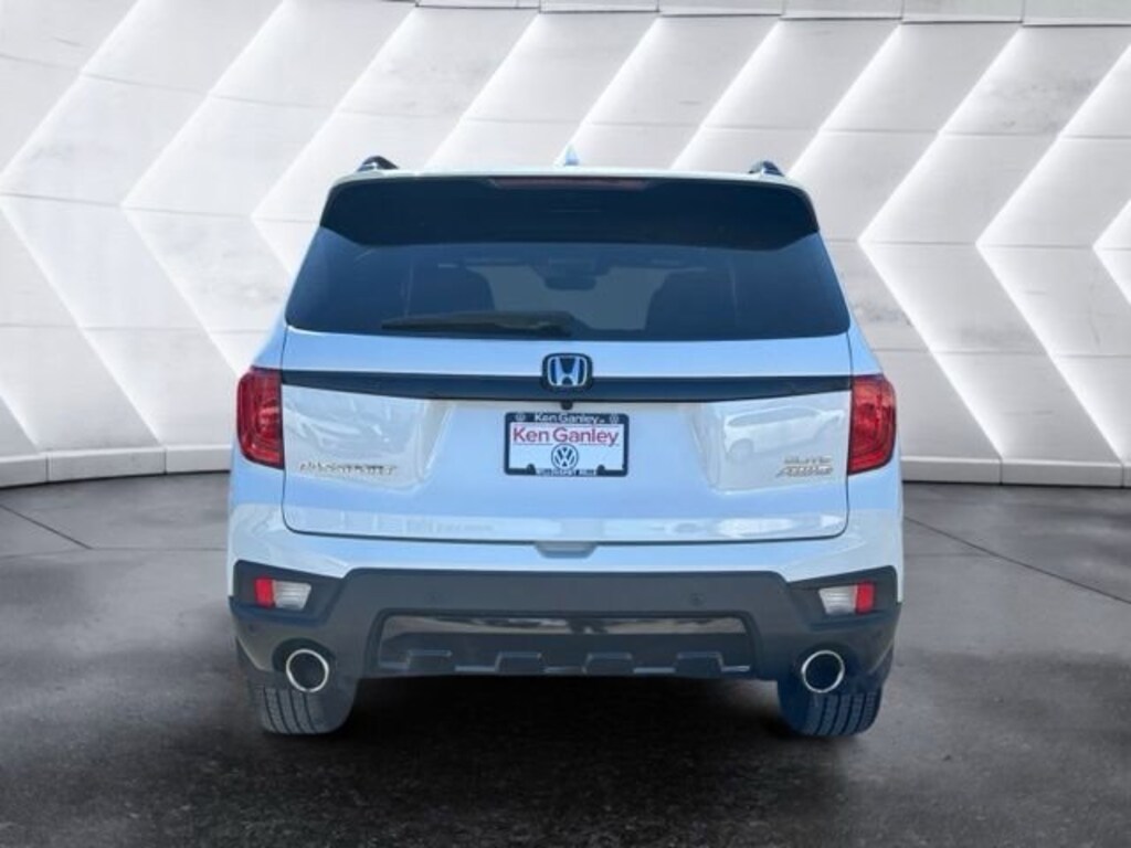 Used 2023 Honda Passport Elite SUV