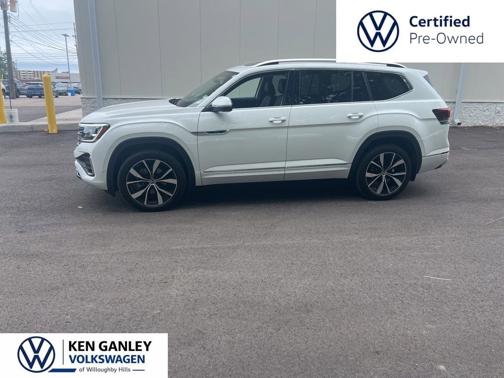 2024 Volkswagen Atlas 2.0T SEL Premium R-Line 4MOTION's photo