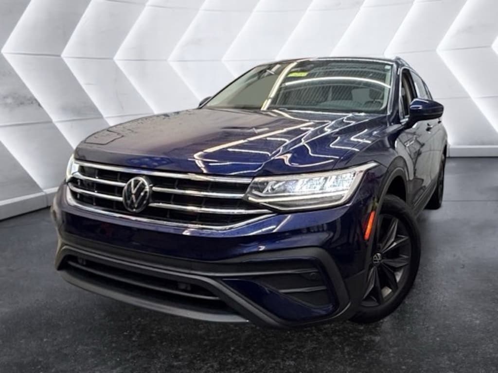 Used 2022 Volkswagen Tiguan 2.0T SE SUV