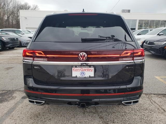 2025 Volkswagen Atlas SEL Premium R-Line photo 4