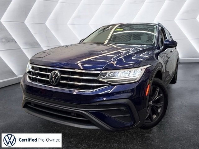 2022 Volkswagen Tiguan SE's photo