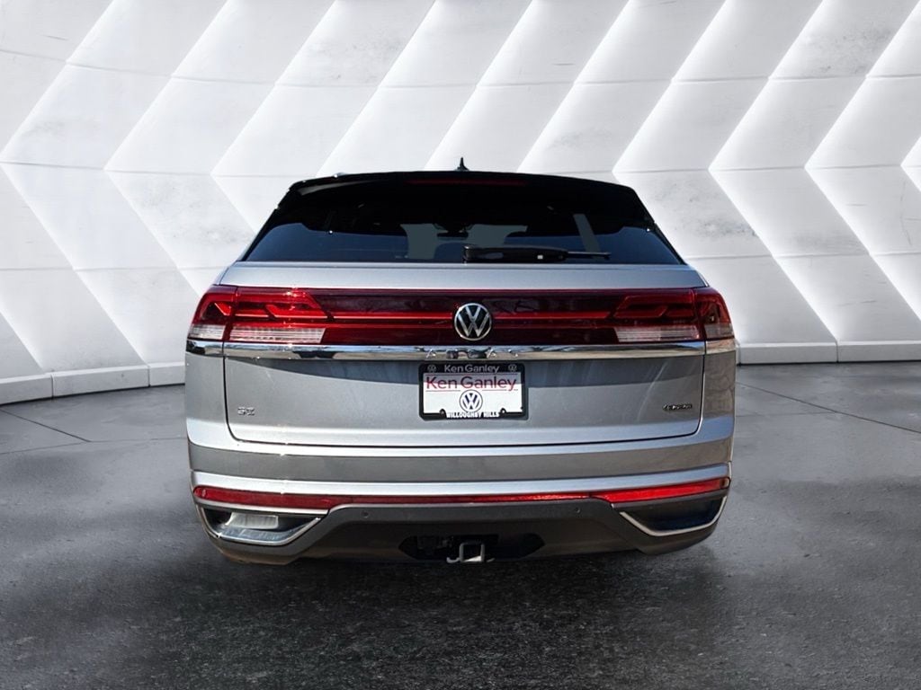 New 2026 Volkswagen Atlas Cross Sport 2.0T SE w/Technology SUV