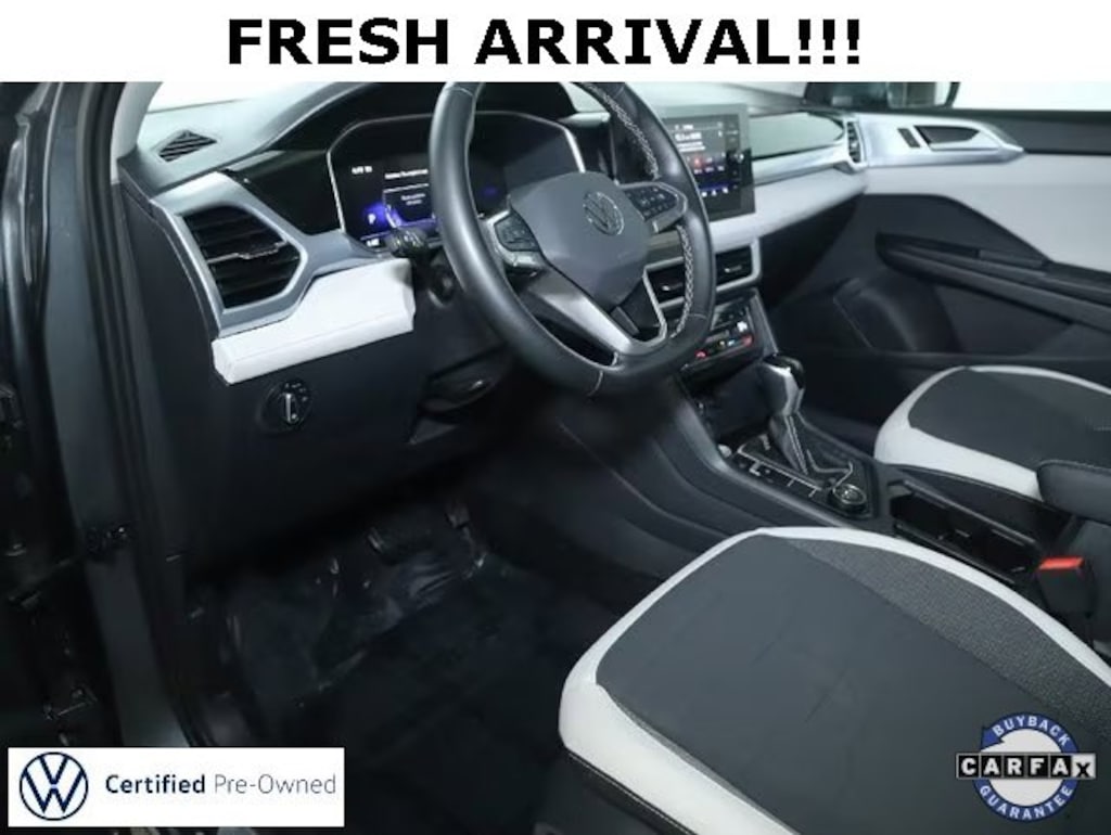 Certified 2025 Volkswagen Taos 1.5T SE SUV